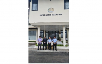 Consul General met the Head of Immigration, Tanjung Uban on 19 June 2019 and discussed the issue of the Indian crew detained on board some vessels in Tanjung Uban.