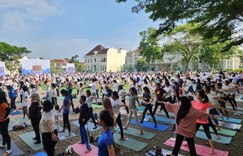 Yoga at Sampoerna Academy on 24 June, 2023