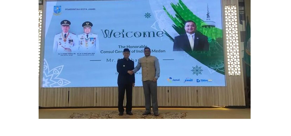 Consul General met Hon’ble Mayor of Jambi City H.E. Dr. H. Syarif Fasha, S.E, M.E in his office